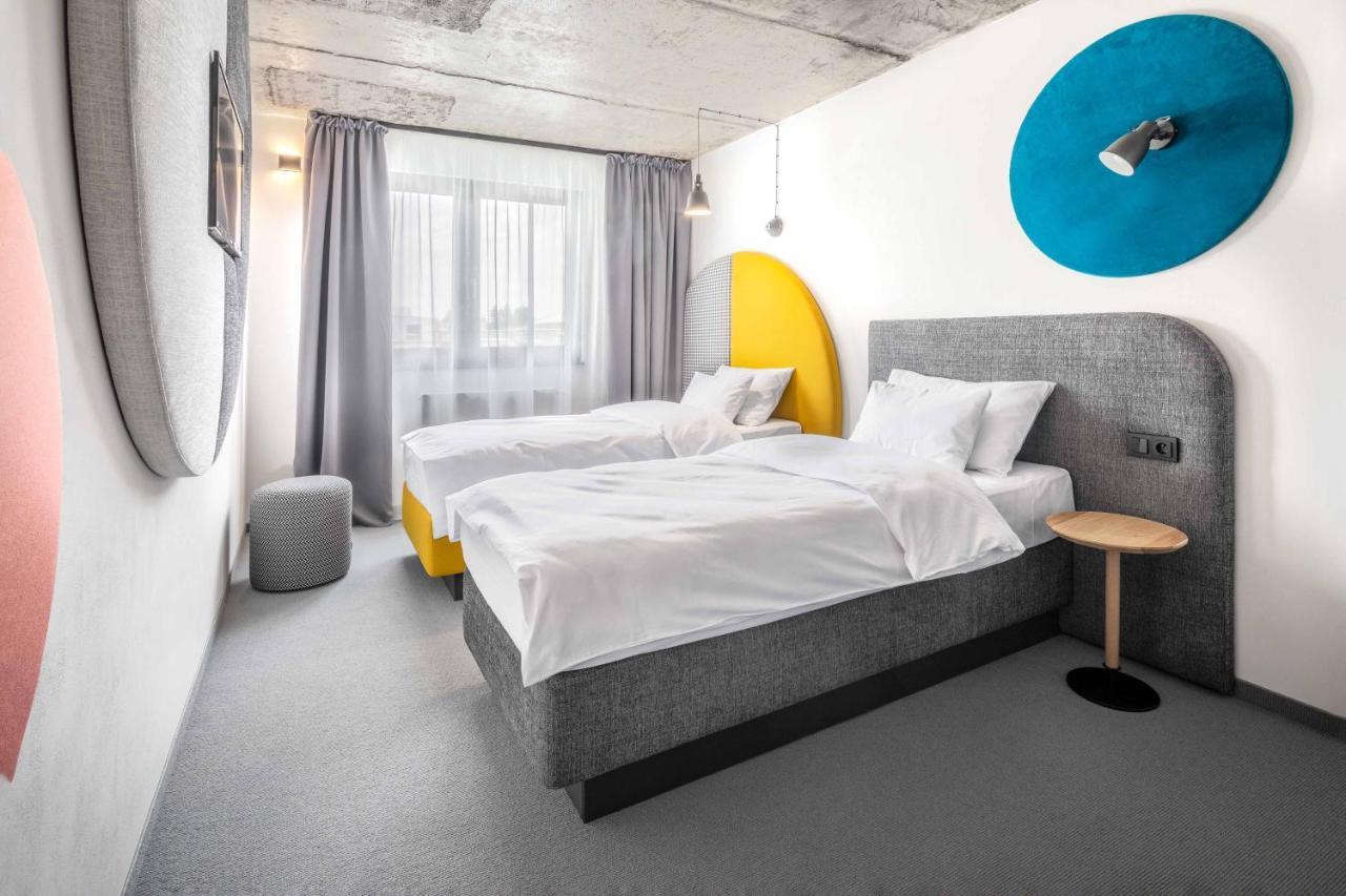 Boutique Hotel Mezi Svy Hradec Králové Exteriör bild