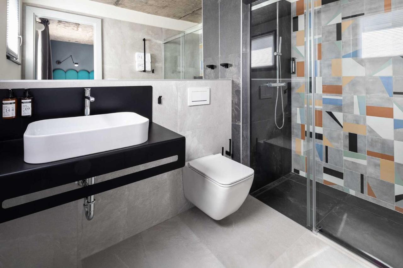 Boutique Hotel Mezi Svy Hradec Králové Exteriör bild