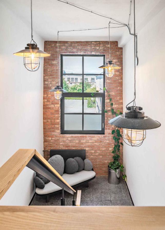 Boutique Hotel Mezi Svy Hradec Králové Exteriör bild