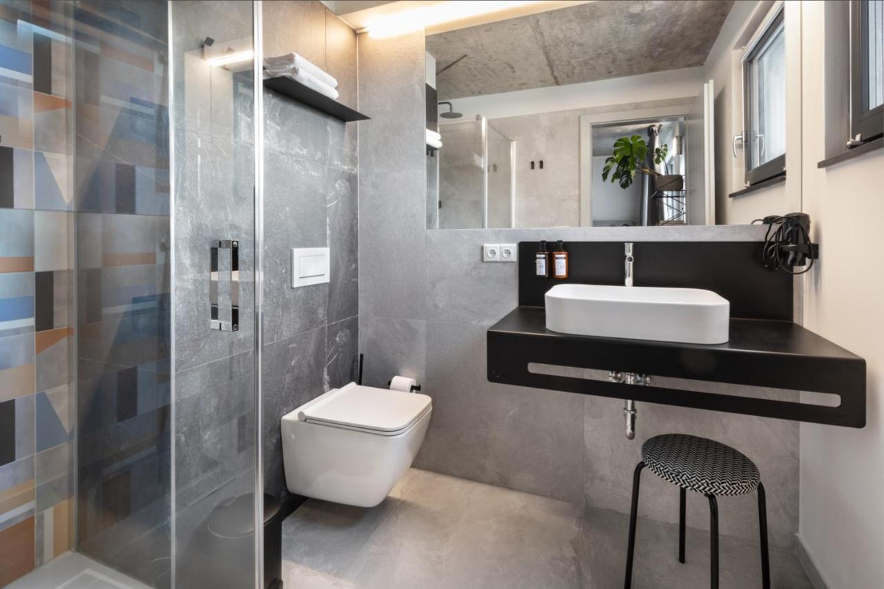 Boutique Hotel Mezi Svy Hradec Králové Exteriör bild