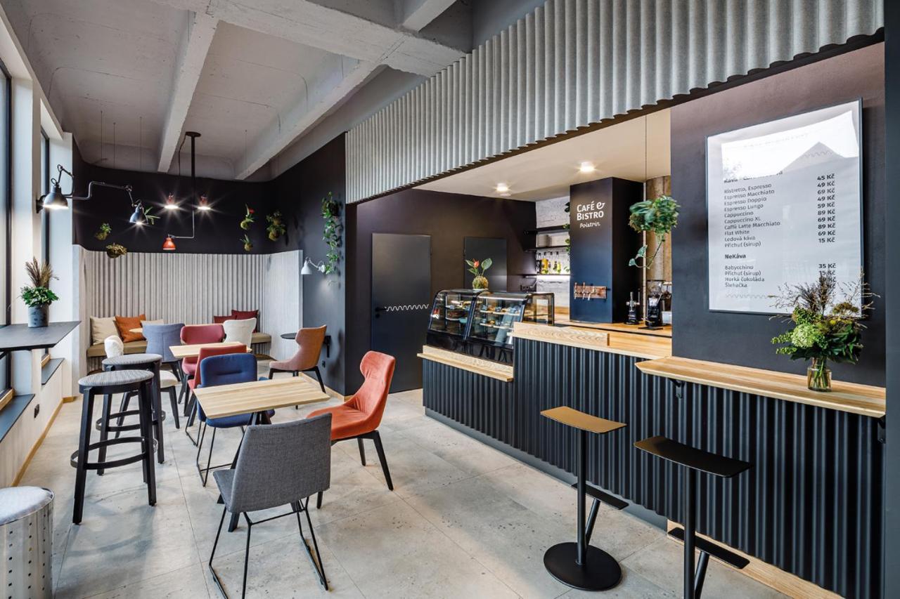 Boutique Hotel Mezi Svy Hradec Králové Exteriör bild